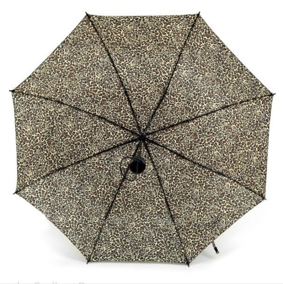 NWT Compact leopard pattern Travel Umbrella - Picture 8 of 10